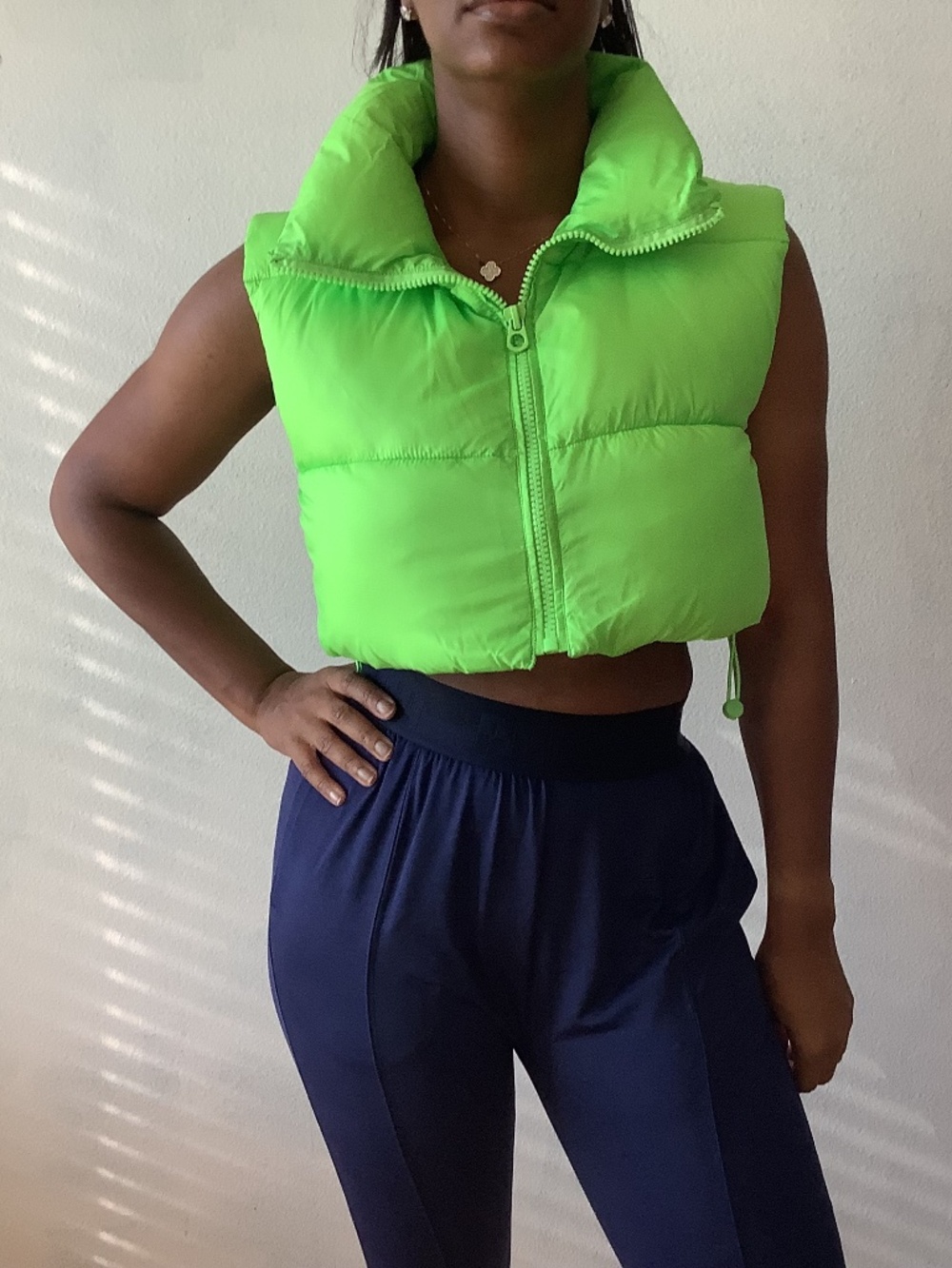 NWOT Zara Women Vibrant Lime Green Neon Sleeveless Cropped Puffer Vest Size S-M